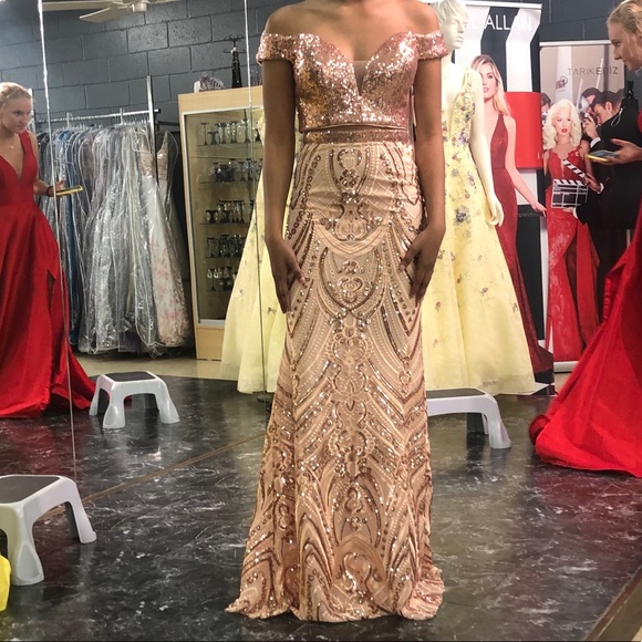 Selling my rose gold two piece prom dress !!! - Picture 5 of 5